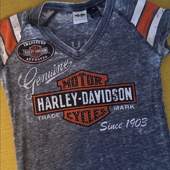 Harley-Davidson Tops - Harley-Davidson burnout tee with rhinestone accents!
